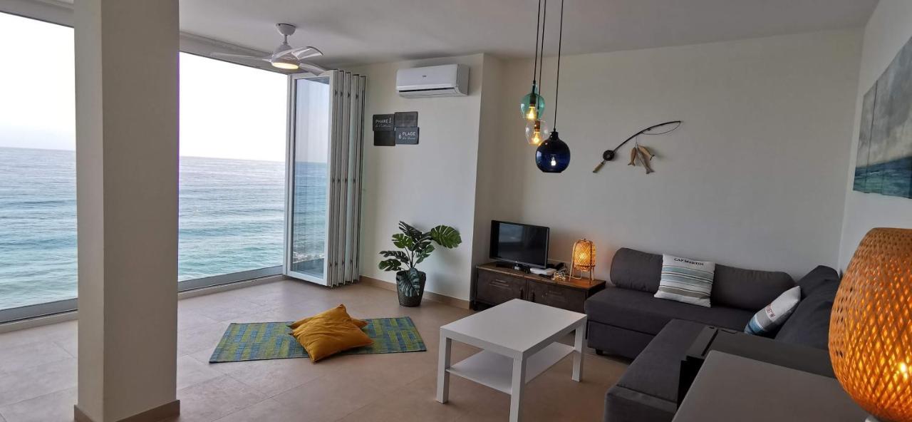 La Perla Cruise Apartment On Private Beach, Modern With Aircon & Wifi Benalmadena Bagian luar foto